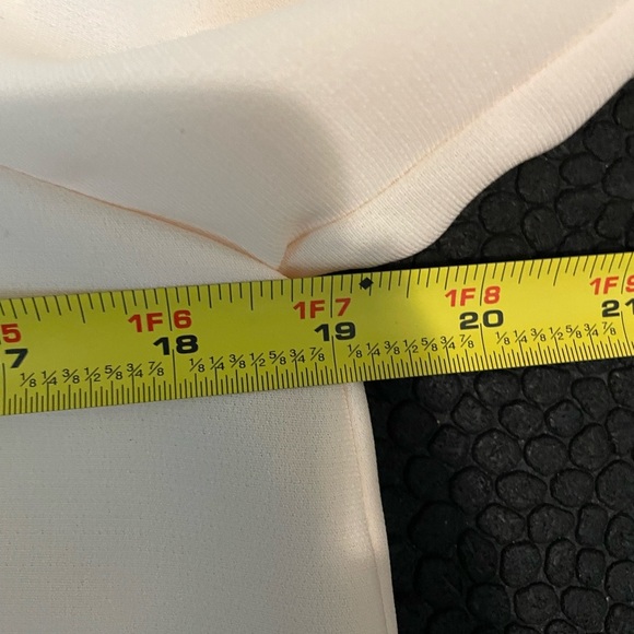 Topshop Blouse‎ Womens Peach Cold Shoulder Ruffle Half Sleeve High Neck Size 6 - Picture 9 of 10